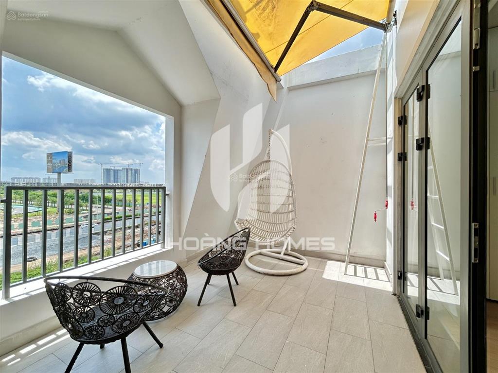 Cho thuê phòng ban công tại lakeview city quận 2
