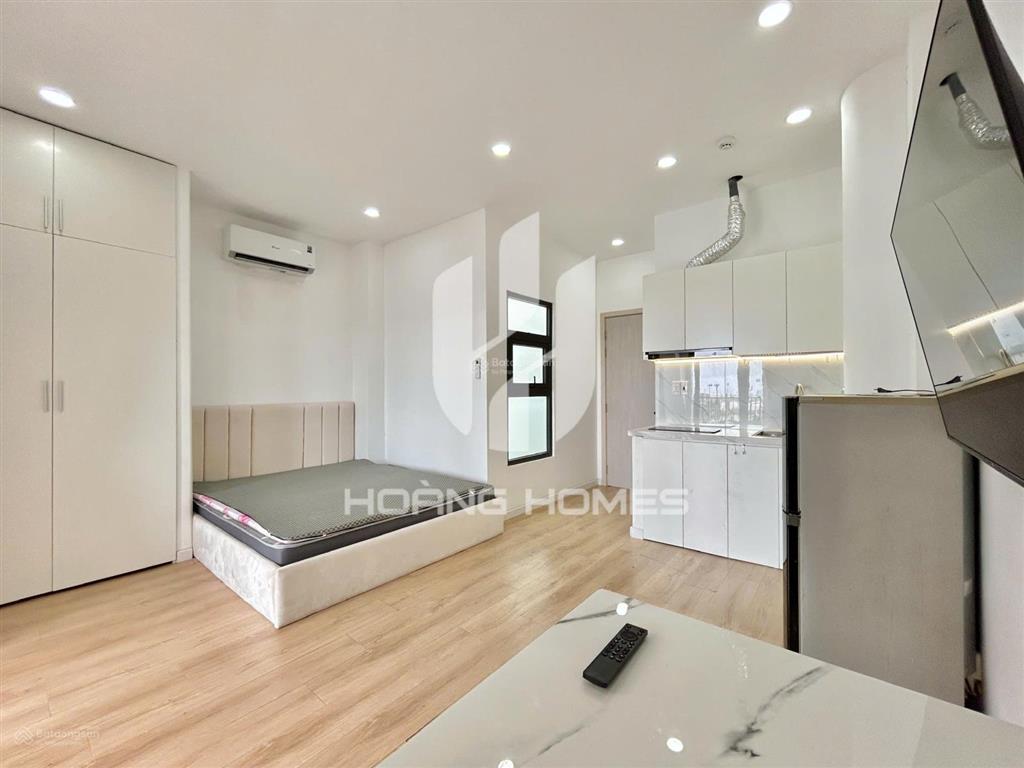 Cho thuê phòng ban công tại lakeview city quận 2
