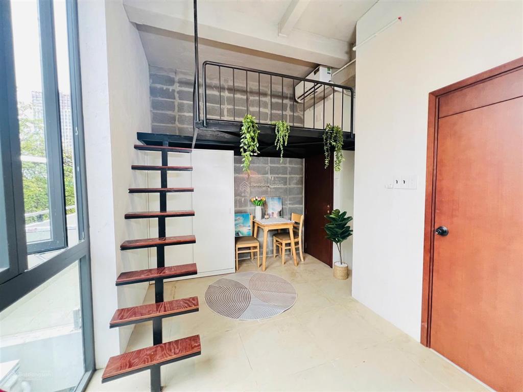 Phòng gác cửa sổ lớn tại citisoho cát lái, quận 2