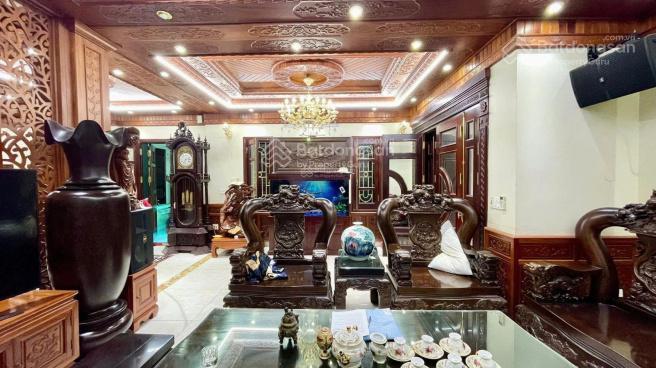 Biệt thự  lô góc  kinh doanh  mặt phố lưu quang vũ, cầu giấy  229m2. giá 151 tỷ nhỉnh
