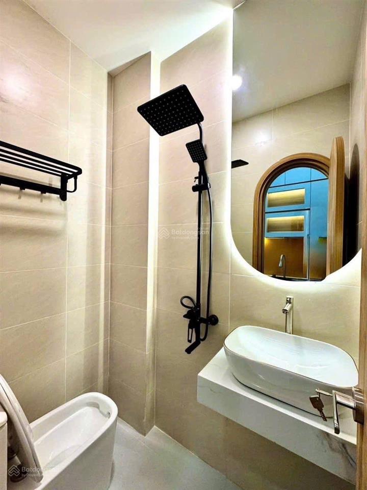 Cần bán gấp nhà đường nhiêu tứ  phú nhuận giá siêu đẹp 1tỷ980/30m2