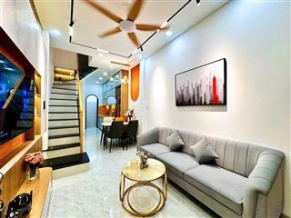 Cần bán gấp nhà đường nhiêu tứ  phú nhuận giá siêu đẹp 1tỷ980/30m2