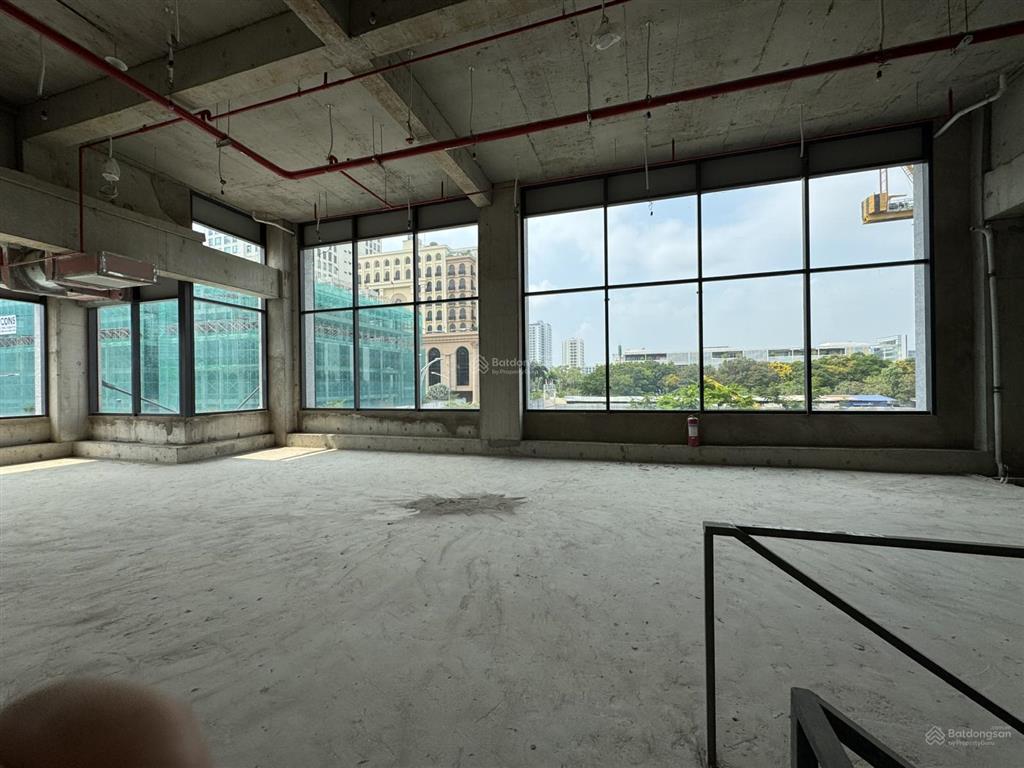 Cho thuê căn góc shop số 3 cardinal court phú mỹ hưng