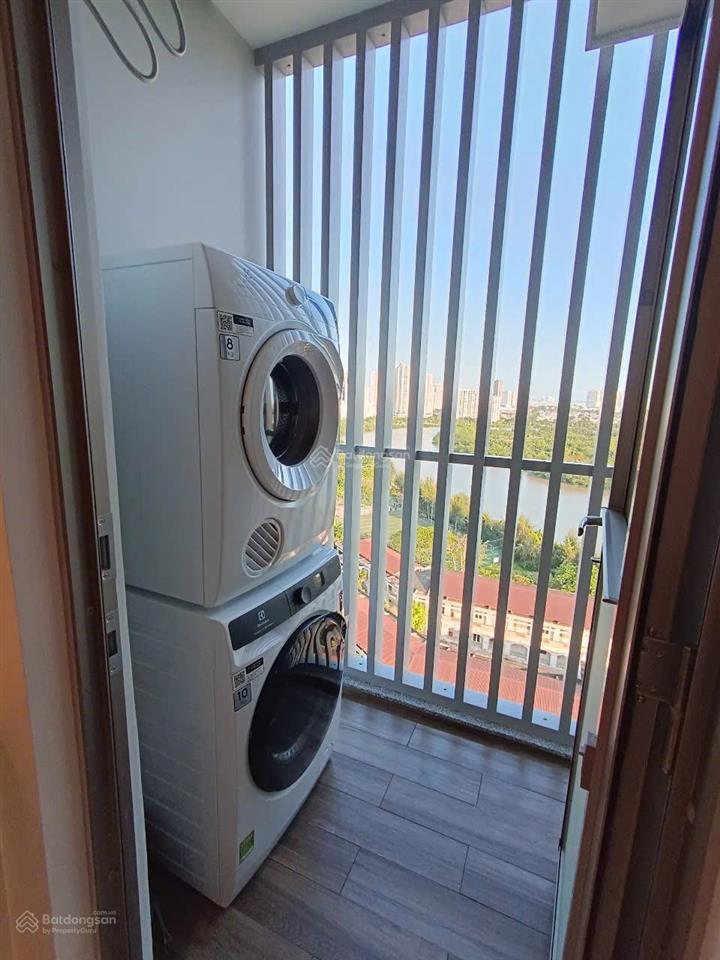 Cho thuê căn hộ horizon 113m2 view sông, nhà mới 100%, nội thất cao cấp