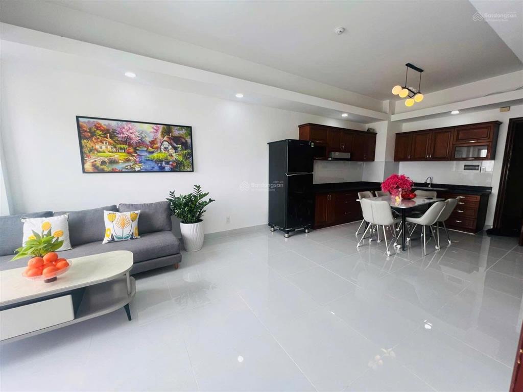 Bán căn hộ res 3 view phú mỹ hưng nhà mới đẹp
