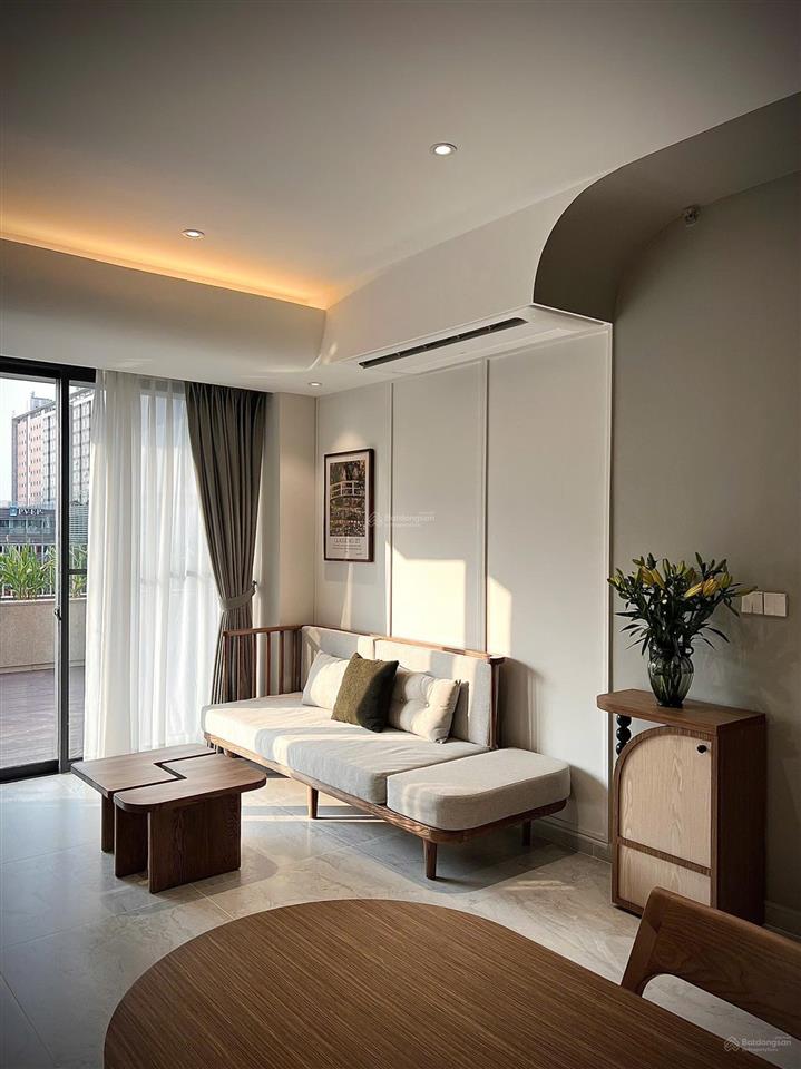 Cho thuê căn hộ có sân vườn riêng cardinal court, phú mỹ hưng 0483 095 *** hana
