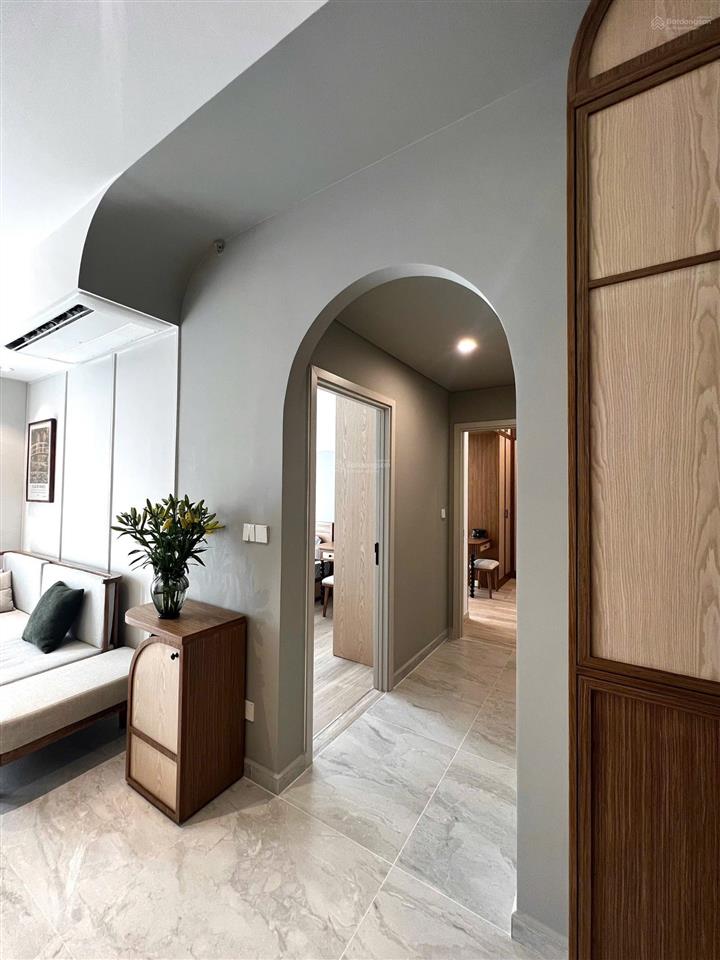 Cho thuê căn hộ có sân vườn riêng cardinal court, phú mỹ hưng 0483 095 *** hana