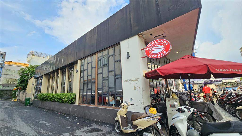 Chính chủ bán gấp tòa căn hộ 125m2 Quang Trung, Gò Vấp, 13 CHDV full nội thất, dòng tiền