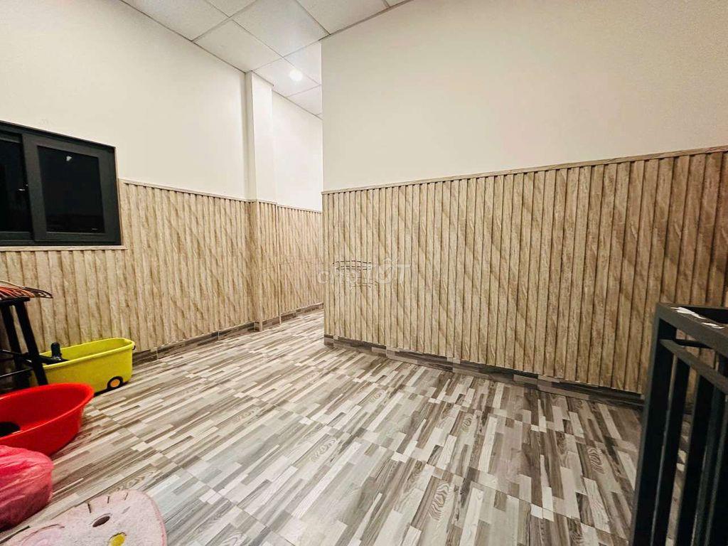 Nhà 2 Tầng 90m2 Hẻm Xe Tải Tô Ngọc Vân Tam Bình 5.5 Tỷ SHR

