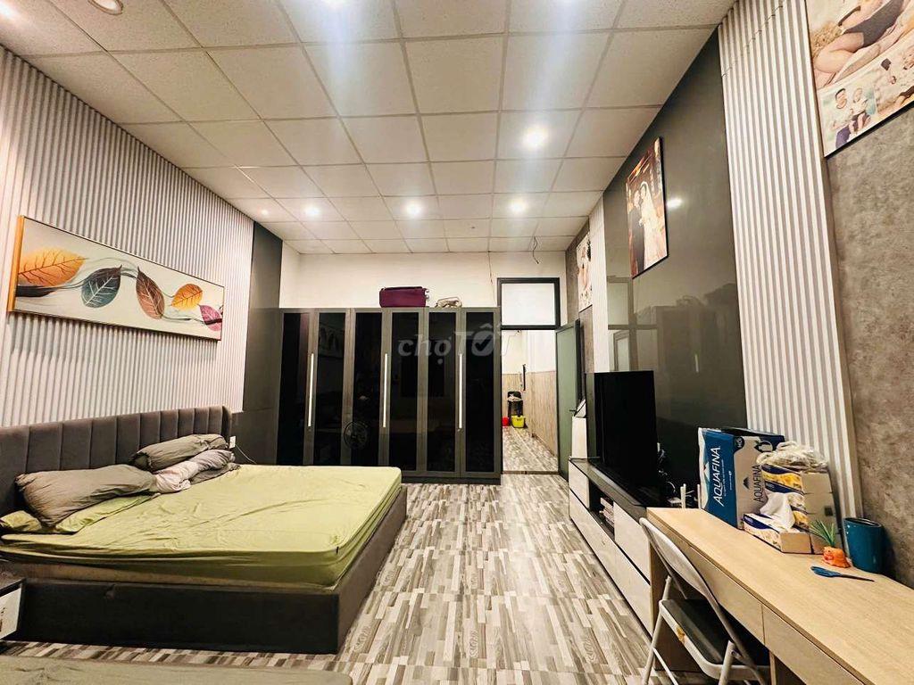 Nhà 2 Tầng 90m2 Hẻm Xe Tải Tô Ngọc Vân Tam Bình 5.5 Tỷ SHR
