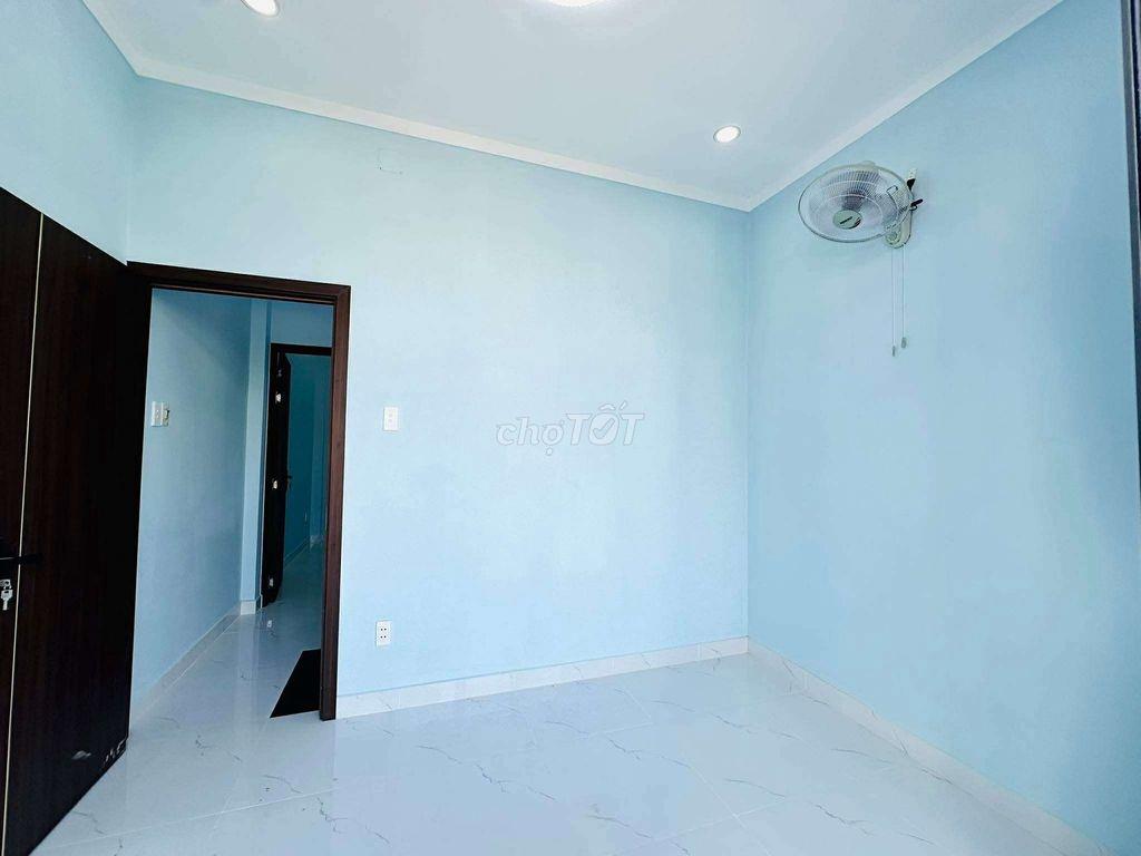 Hàng Độc Hơn 5 Tỷ Mặt Tiền KD Đường 45 Hiệp Bình Chánh 3 Tầng