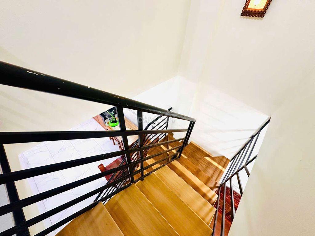 Nhà 2 Tầng 39m2 Đường Số 2 Hiệp Bình Phước Full Nội Thất 4.3T
