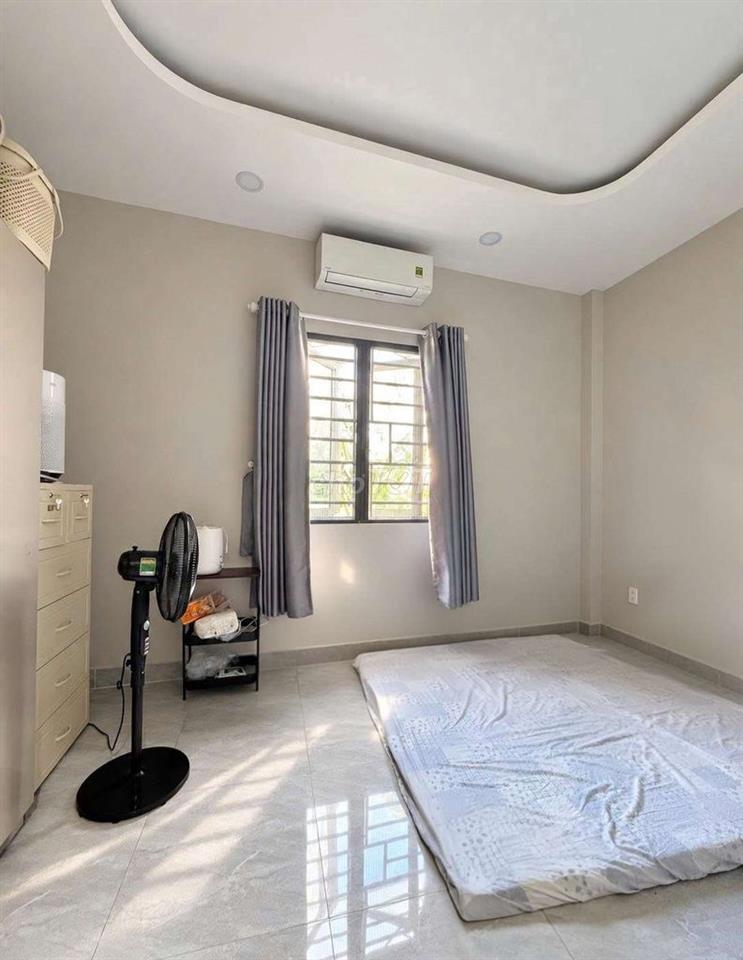 Nhà 2 Tầng 51m2 ĐS 11 Hiệp Bình Phước Hẻm Xe Hơi Ngang 4.4m 5.99Tỷ
