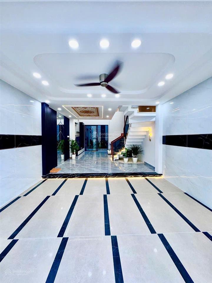 Bán nhà mặt tiền gần nguyễn sơn, sát quận tân phú, 5 tầng, 54m², chỉ 8.9 tỷ