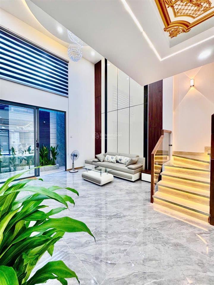Bán nhà mặt tiền gần nguyễn sơn, sát quận tân phú, 5 tầng, 54m², chỉ 8.9 tỷ