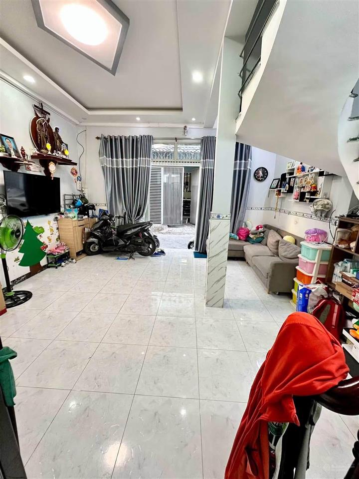 Bán nhà trần tấn, tân phú, 38m², 2 tầng, xe hơi tới nhà, giá 3,9 tỷ