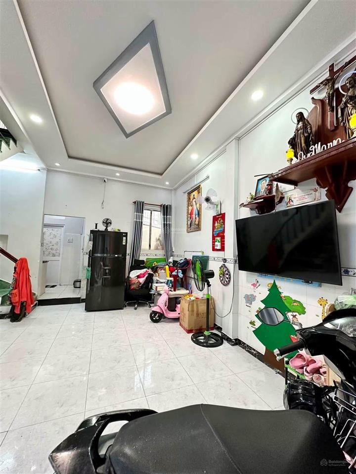 Bán nhà trần tấn, tân phú, 38m², 2 tầng, xe hơi tới nhà, giá 3,9 tỷ