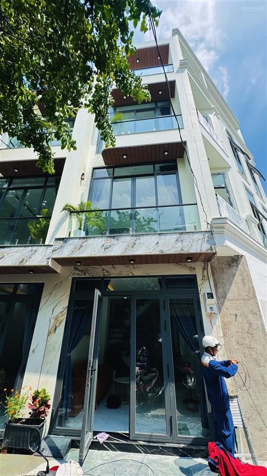 Bán nhà phú thọ hòa, tân phú, 40m², 4 phòng ngủ, full nội thất, giá 6,15 tỷ