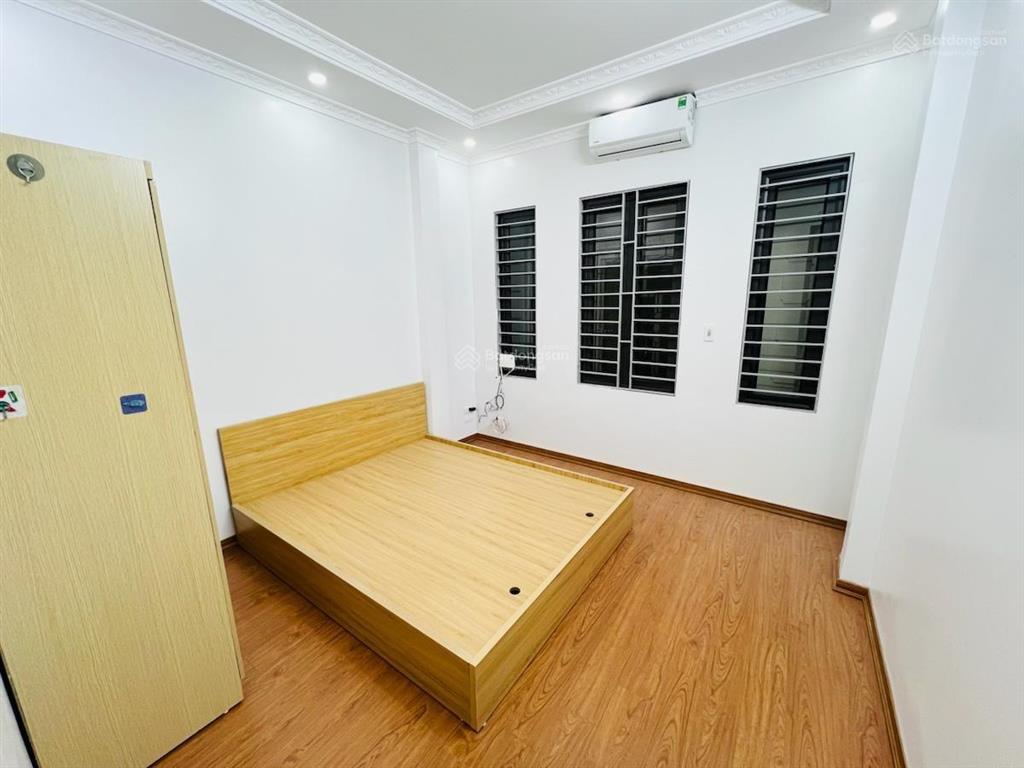 Ngõ 3 gác phi, 20m ra đường oto thông vòng quanh, dt 37m2 x 4t, mt 3,6m, giá chỉ 8,68 tỷ