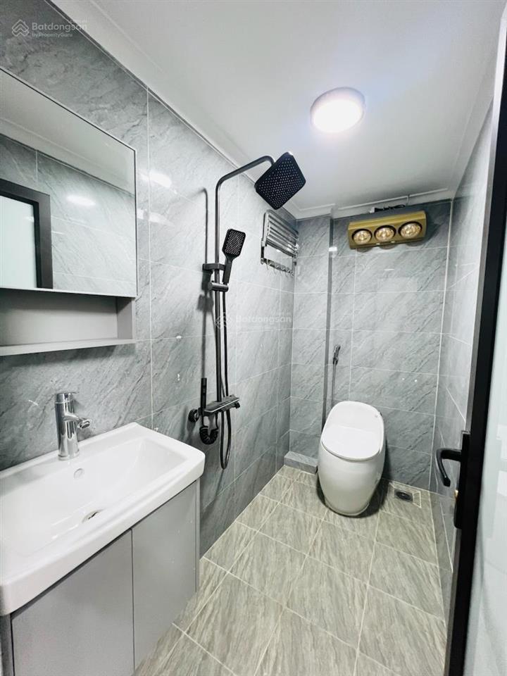 Ngõ 3 gác phi, 20m ra đường oto thông vòng quanh, dt 37m2 x 4t, mt 3,6m, giá chỉ 8,68 tỷ