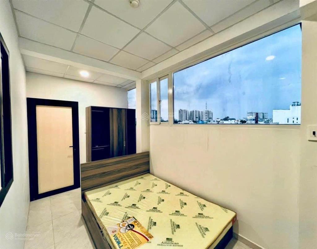 Cho thuê căn hộ 2pn 3wc cực mới tại quận 10
