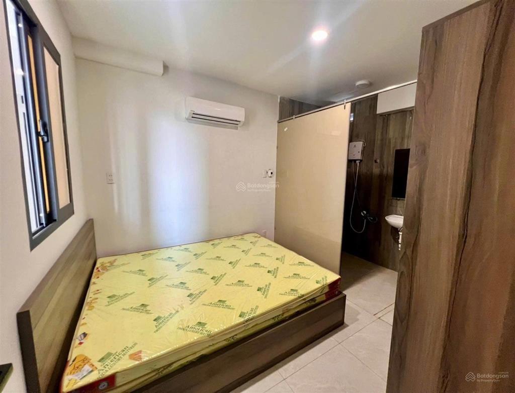 Cho thuê căn hộ 2pn 3wc cực mới tại quận 10