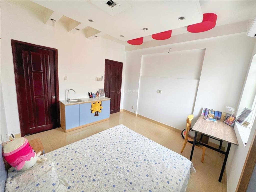 Chính chủ cần cho thuê studio mặt tiền trung tâm phú nhuận