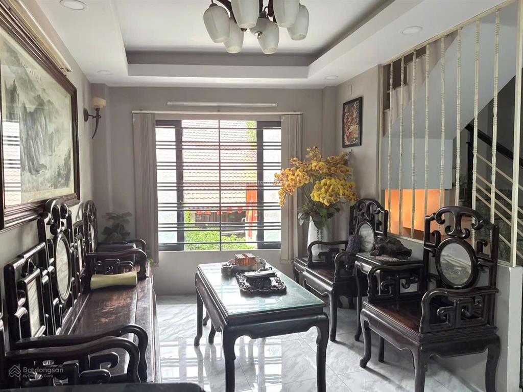 Nhà 5 tầng hxh dương quảng hàm ngang khủng 8m (64m2) cần bán gấp
