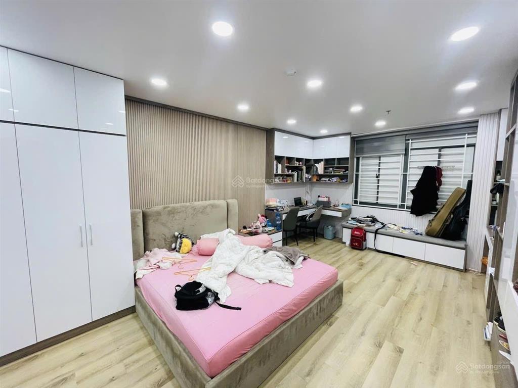 Toà chdv mặt tiền đường quận tân phú  doanh thu 550 triệu/tháng cần bán gấp 125 tỷ