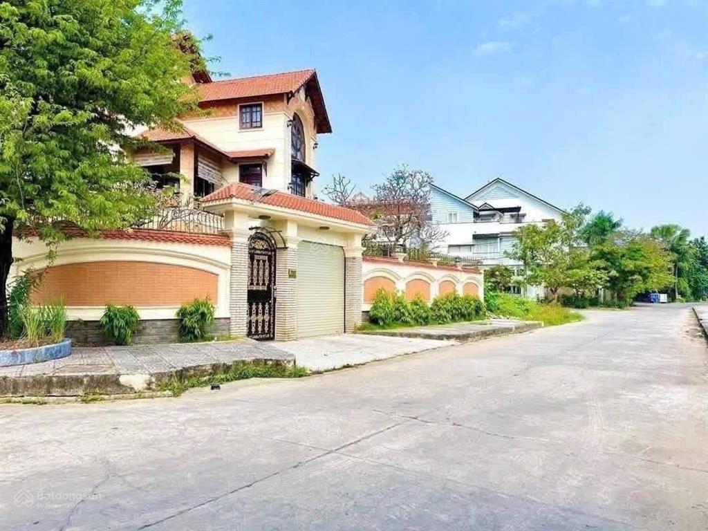 Đất biệt thự 542m2 (20 x 27m) góc 2 mặt tiền khu thạnh xuân q12  34,9 tỷ