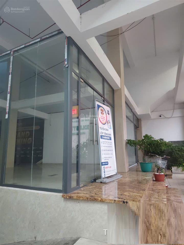 Cho thuê mặt bằng văn phòng 330m2 tòa nhà goldstar bình thạnh giá cực tốt.