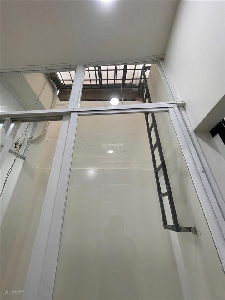 Cho thuê nhà mới nguyên căn 5 pn ngay lạc long quân sát mt  70m2