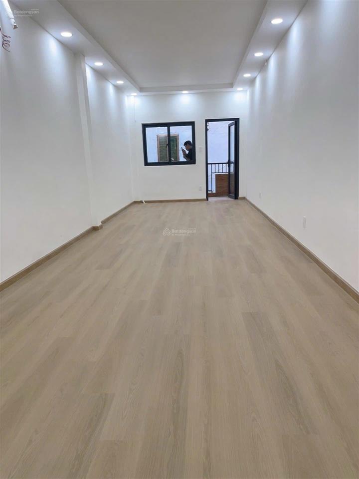 Cho thuê nhà mới nguyên căn 5 pn ngay lạc long quân sát mt  70m2
