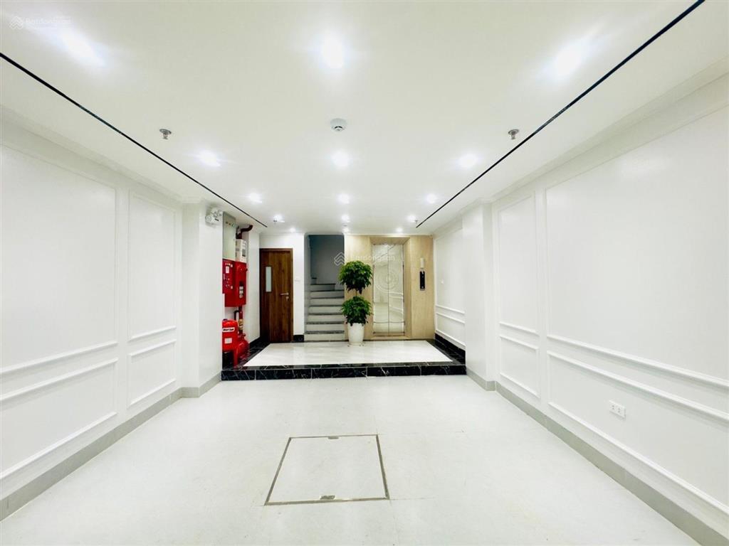 Trần duy hưng  2x tỷ  70m/ 8 tầng ngõ 2 ôtô tránh, vừa ở vừa kd văn phòng/ căn hộ cao cấp