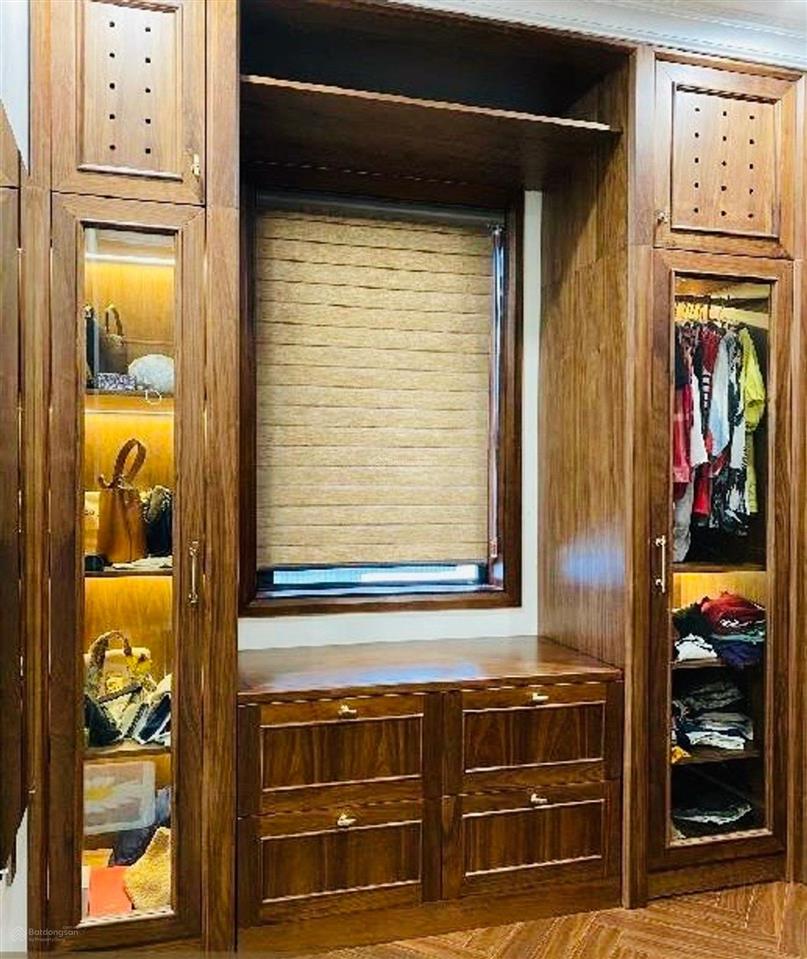 Siêu biệt thự vip ciputra đường đôi 4 làn xe có hầm riêng hiếm có khu vực