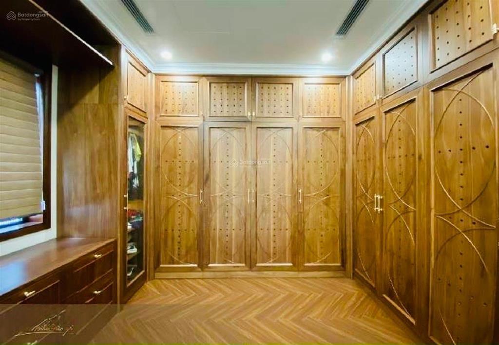 Siêu biệt thự vip ciputra đường đôi 4 làn xe có hầm riêng hiếm có khu vực