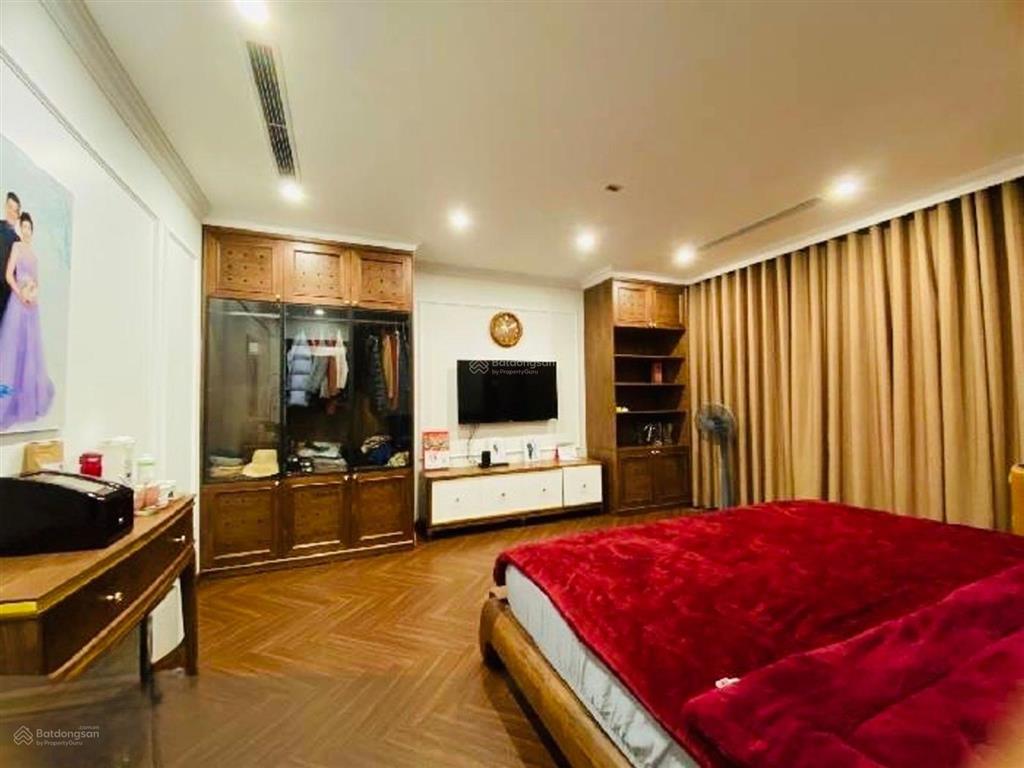 Siêu biệt thự vip ciputra đường đôi 4 làn xe có hầm riêng hiếm có khu vực