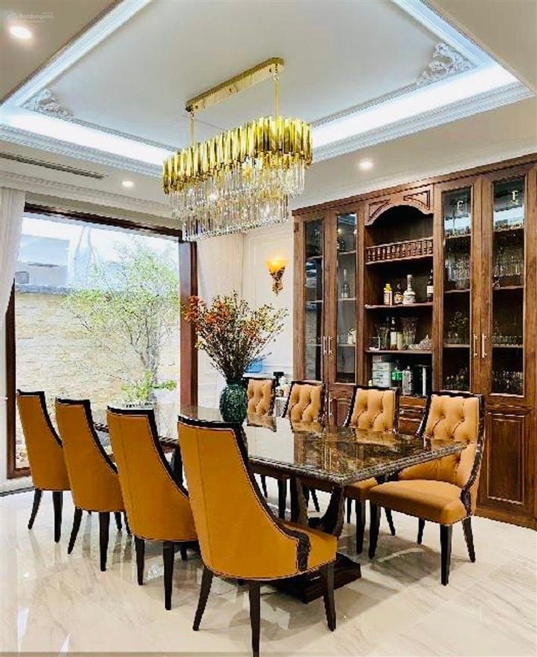Siêu biệt thự vip ciputra đường đôi 4 làn xe có hầm riêng hiếm có khu vực