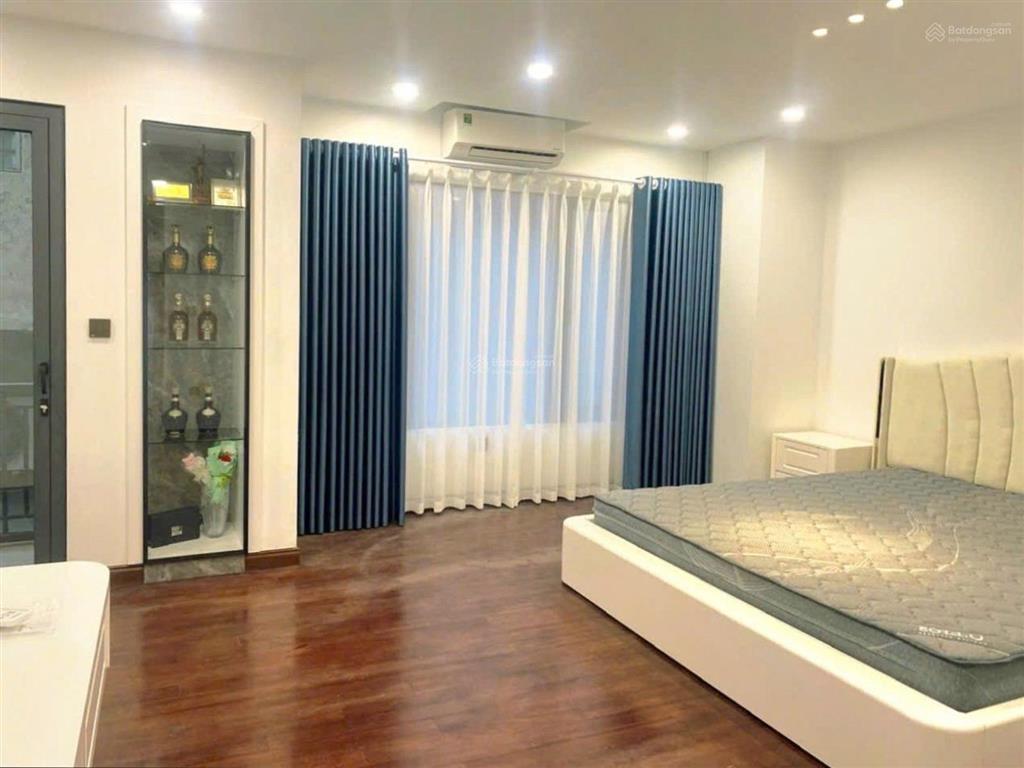 Trung liệt đống đa | ô tô vào nhà  3 bước ra phố 2 mặt thoáng full nội thất, giá tốt
