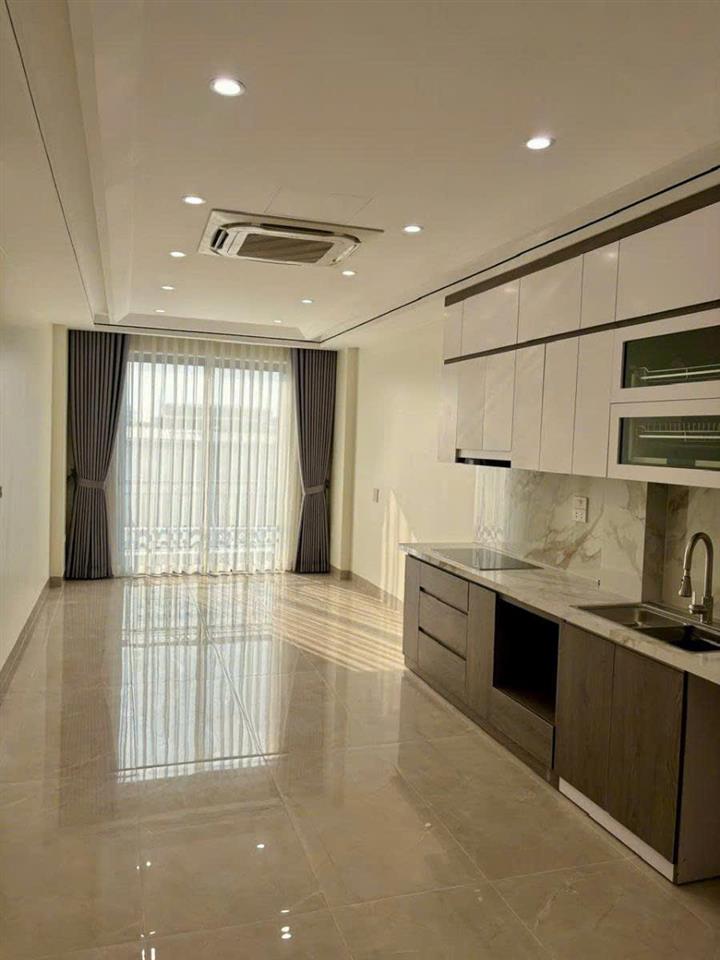 Bán nhà Thượng Thanh 43m 6 tầng thang máy gara ô tô hơn 11 tỷ