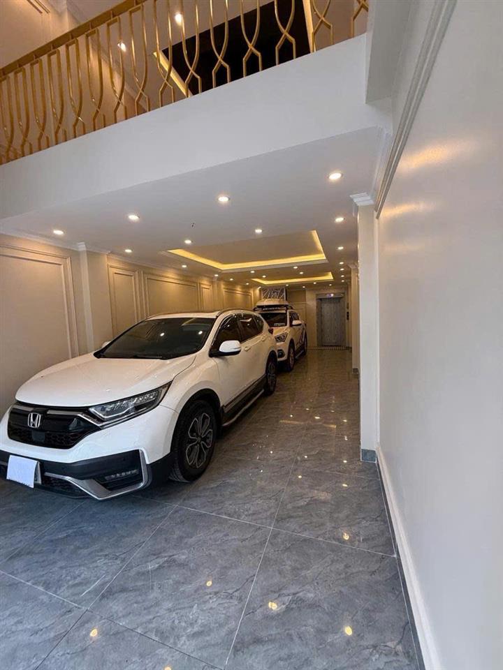 Bán nhà Ngọc Trì 62m 7 tầng MT4m kinh doanh gara ô tô giá 18 tỷ