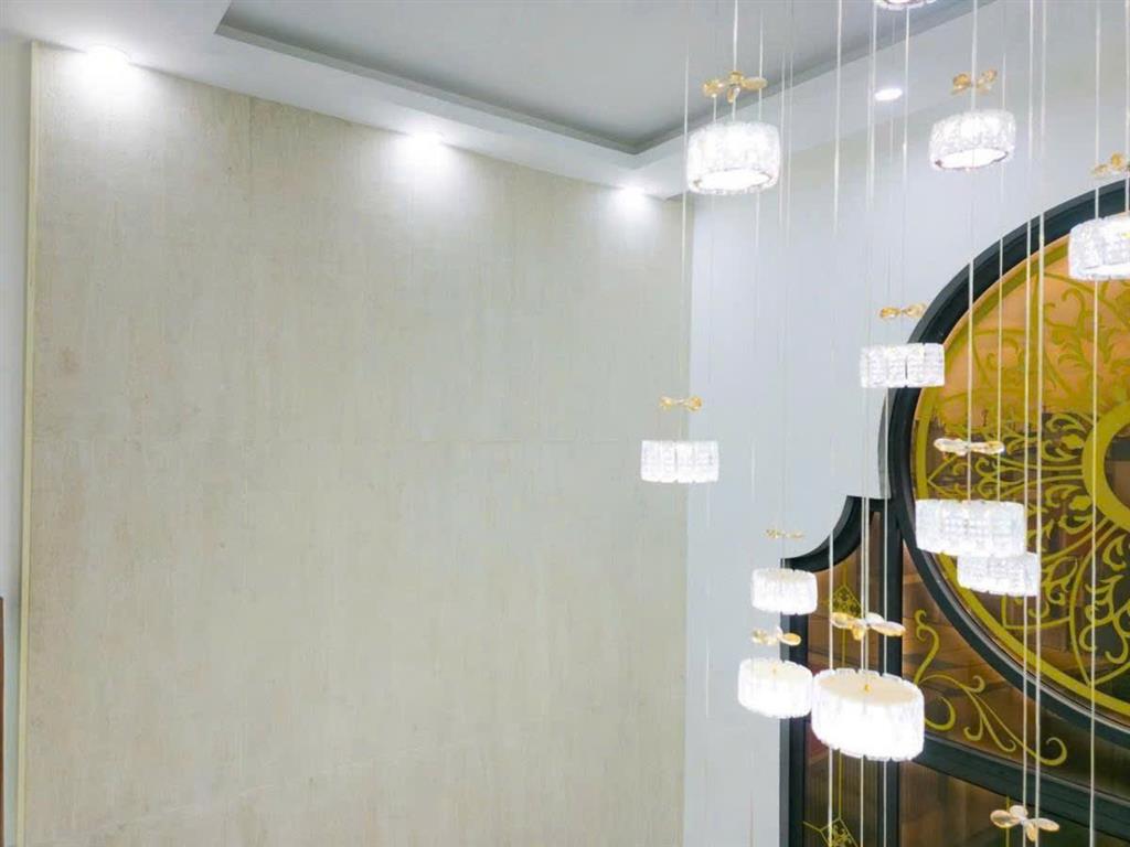 Bán nhà Chu Huy Mân 60m 7 tầng MT4.4m kinh doanh gara 2 ô tô nhỉnh 19 tỷ