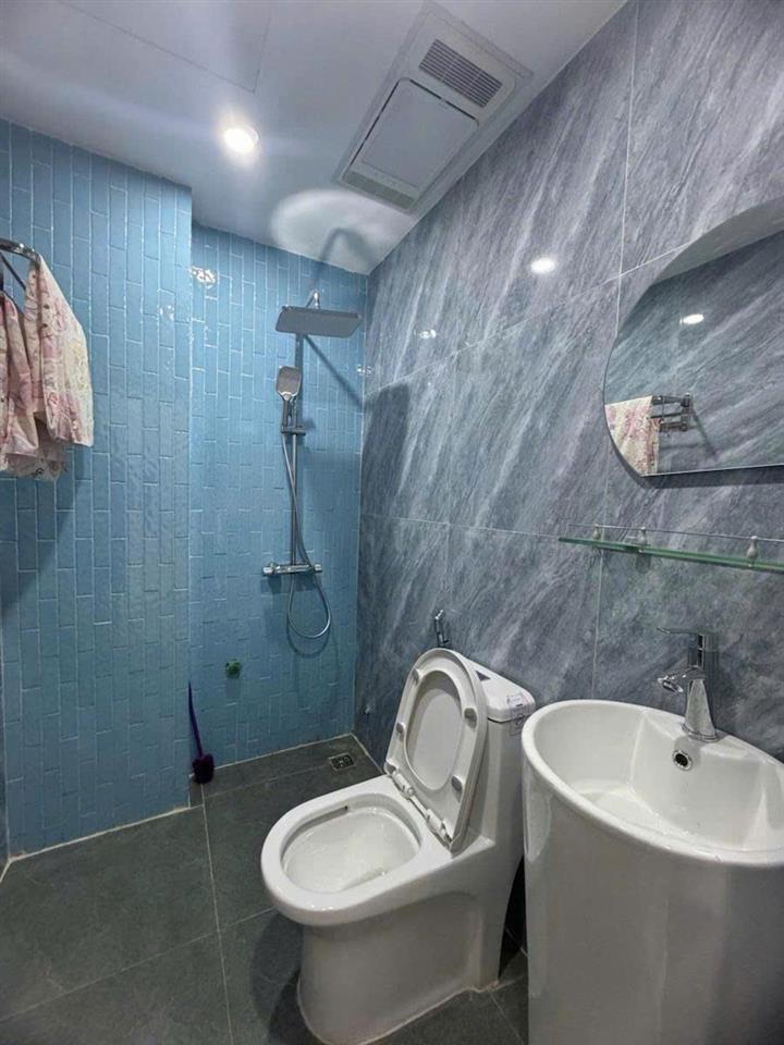 Bán nhà Ngọc Thụy 45m 4 tầng thang máy 20m ra ô tô tránh nhỉnh 9 tỷ