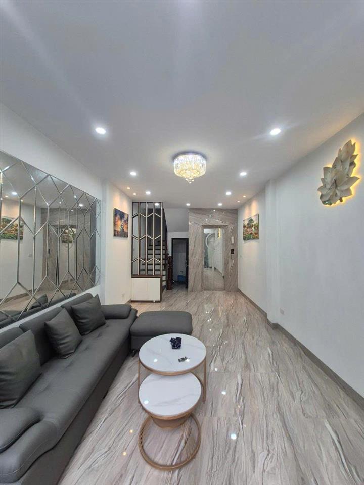 Bán nhà Thạch Bàn 36m 6 tầng thang máy 1 nhà ra phố nhỉnh 9 tỷ