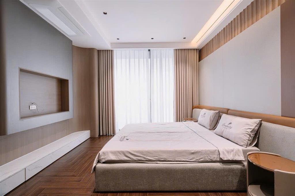 Bán nhà Ngọc Thụy 53m 6 tầng MT4.1m Duplex thang máy nhỉnh 14 tỷ