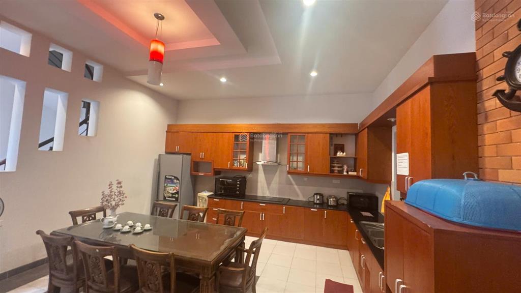 Cho thuê biệt thự trần khắc chung, p. tam thắng, trung tâm vũng tàu  7pn  chỉ 25 triệu
