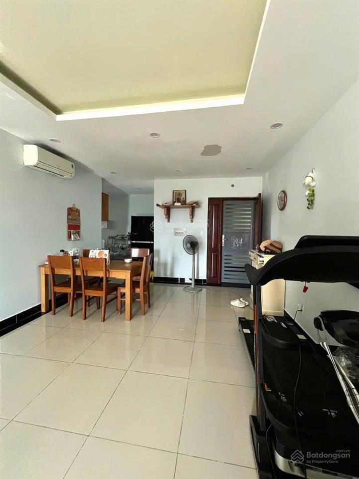 Cho thuê căn hộ dic phoenix, view hồ siêu đẹp  chỉ 9 triệu/tháng