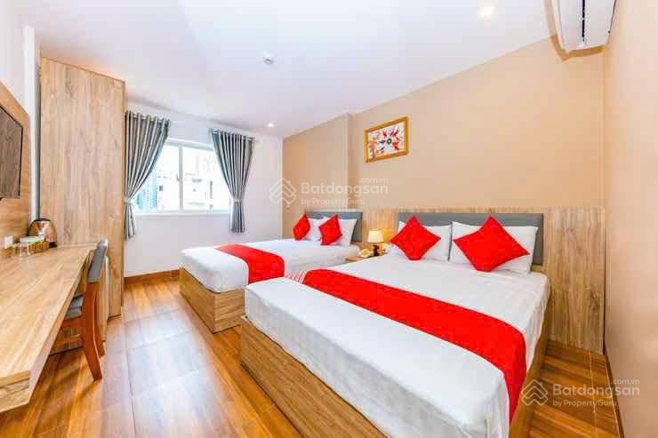Chủ ngộp giảm sốc 2 tỷ khách sạn khu 18 tầng (kđt chí linh)  đang kinh doanh  chỉ 11 tỷ
