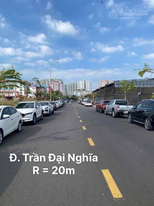 Chủ ngộp giảm sốc 2 tỷ khách sạn khu 18 tầng (kđt chí linh)  đang kinh doanh  chỉ 11 tỷ