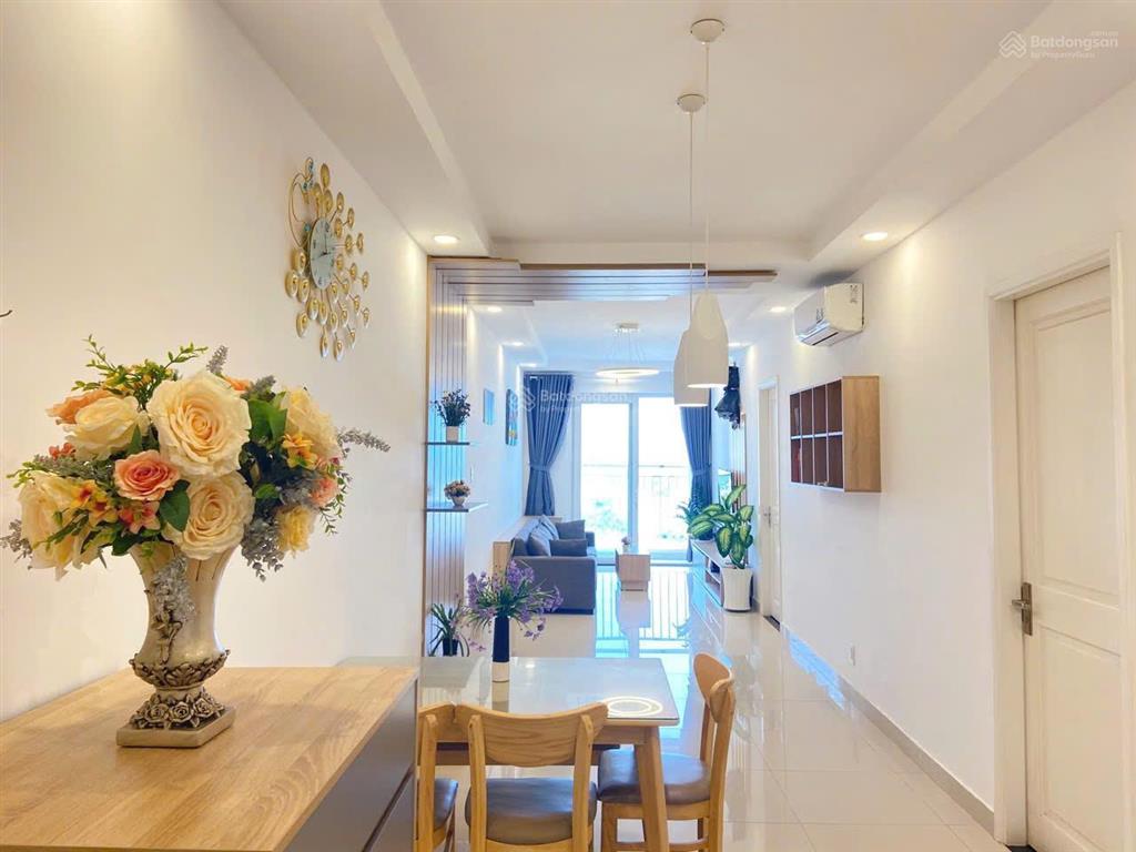 Cho thuê căn hộ 2pn 2wc  vũng tàu melody, tầng cao view biển  chỉ 10 triệu/tháng